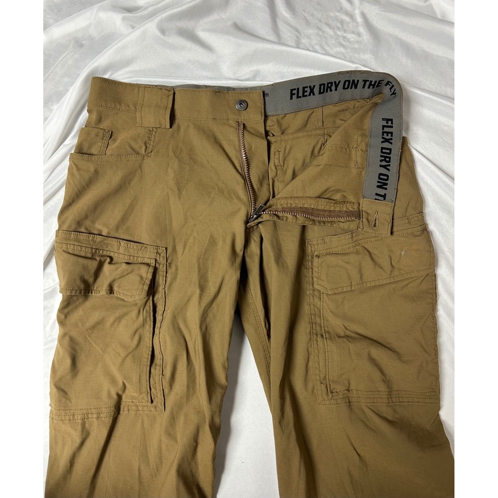 Duluth Trading Co Mens Dry on the Fly Cargo Pants Brown Relaxed Fit 36x34 Hiking - Picture 4 of 16